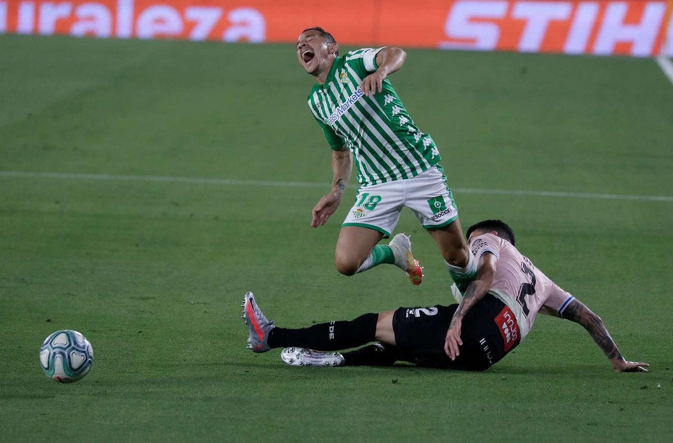 En imágenes, el Betis-Espanyol en el Villamarín