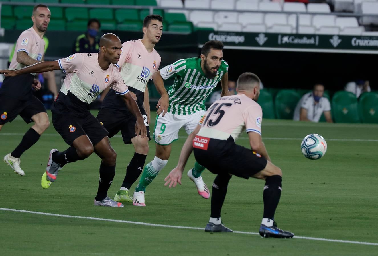 En imágenes, el Betis-Espanyol en el Villamarín