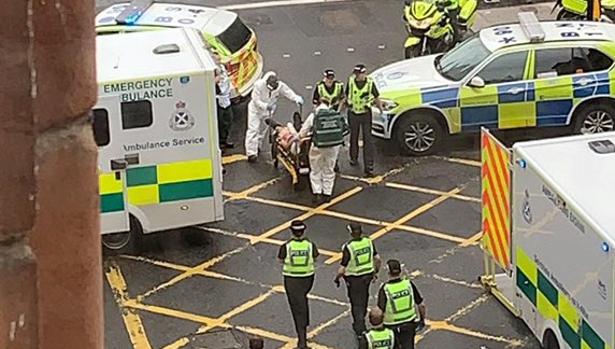 Abatido un atacante en el centro de Glasgow tras acuchillar a seis personas