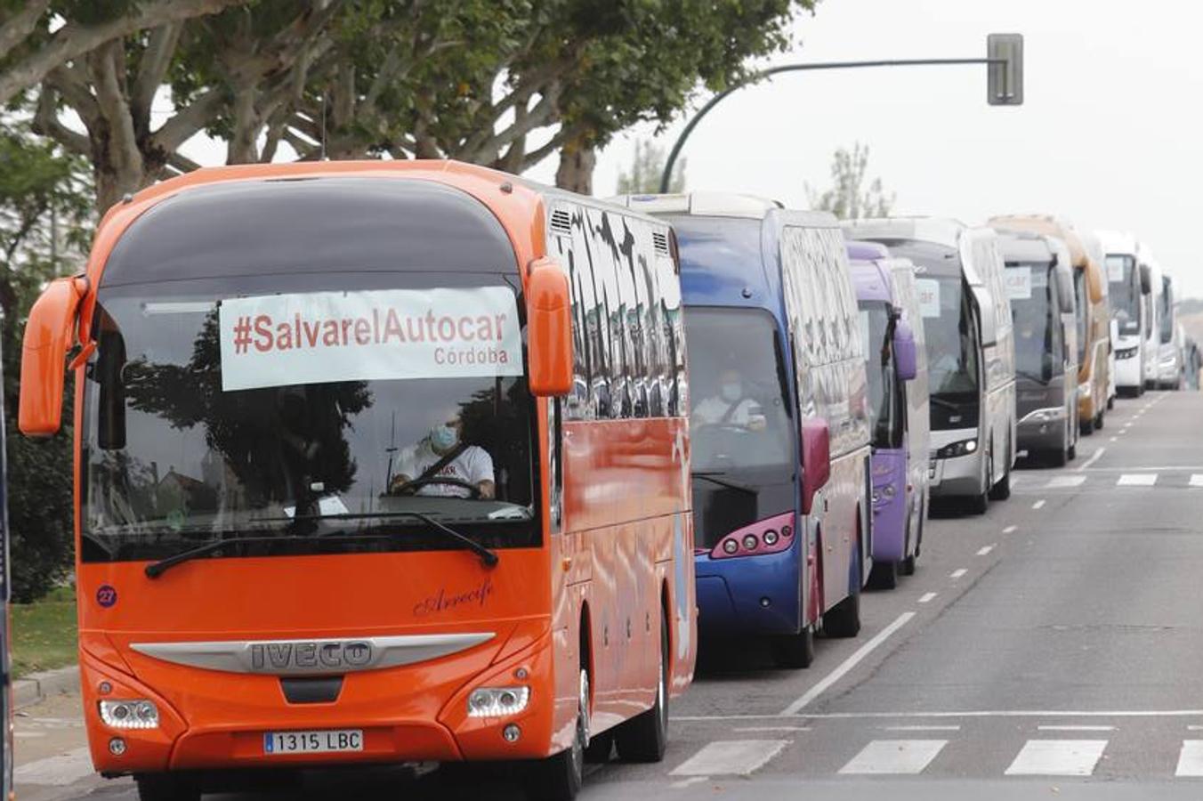 La protesta #Salvarelautocar de Córdoba en imágenes