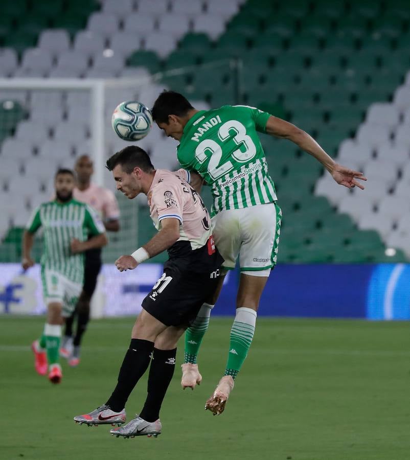 En imágenes, el Betis-Espanyol en el Villamarín