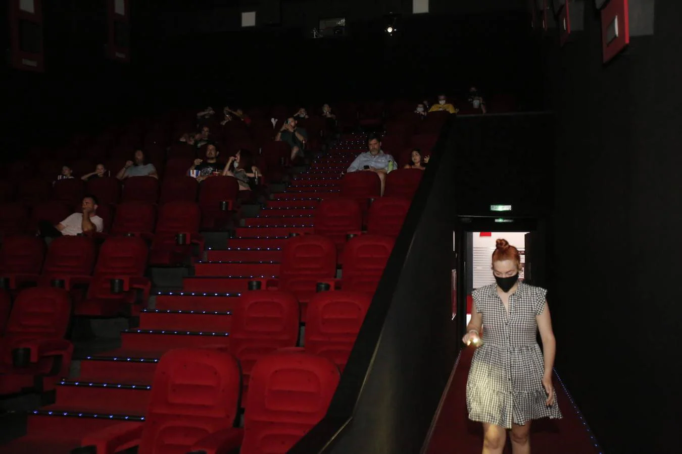 En imágenes, la reapertura de las salas de cine en Córdoba