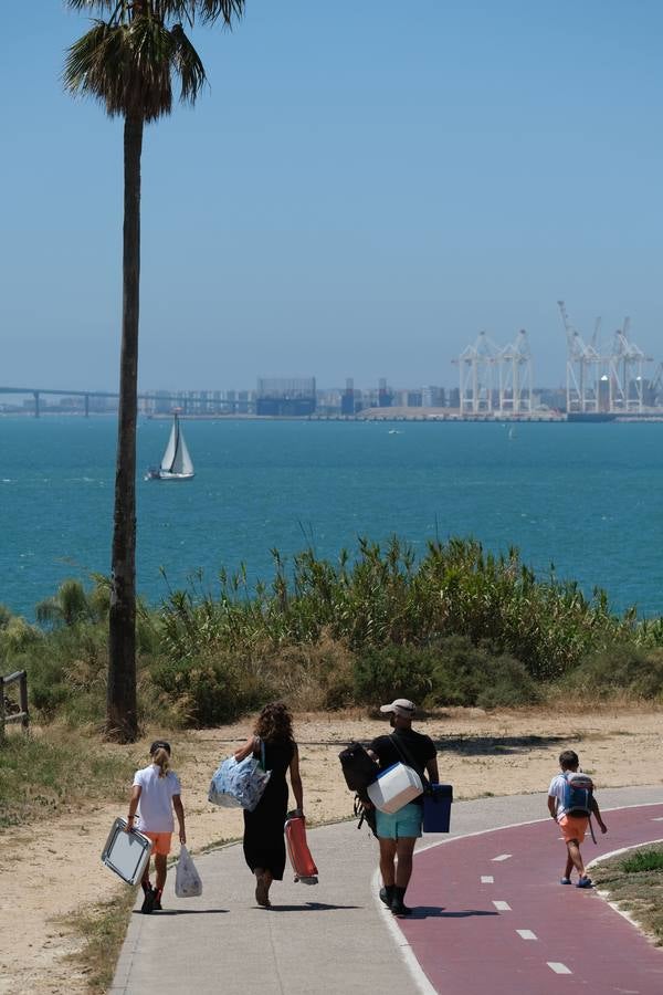 Ambiente en las playas del Puerto de Santa María