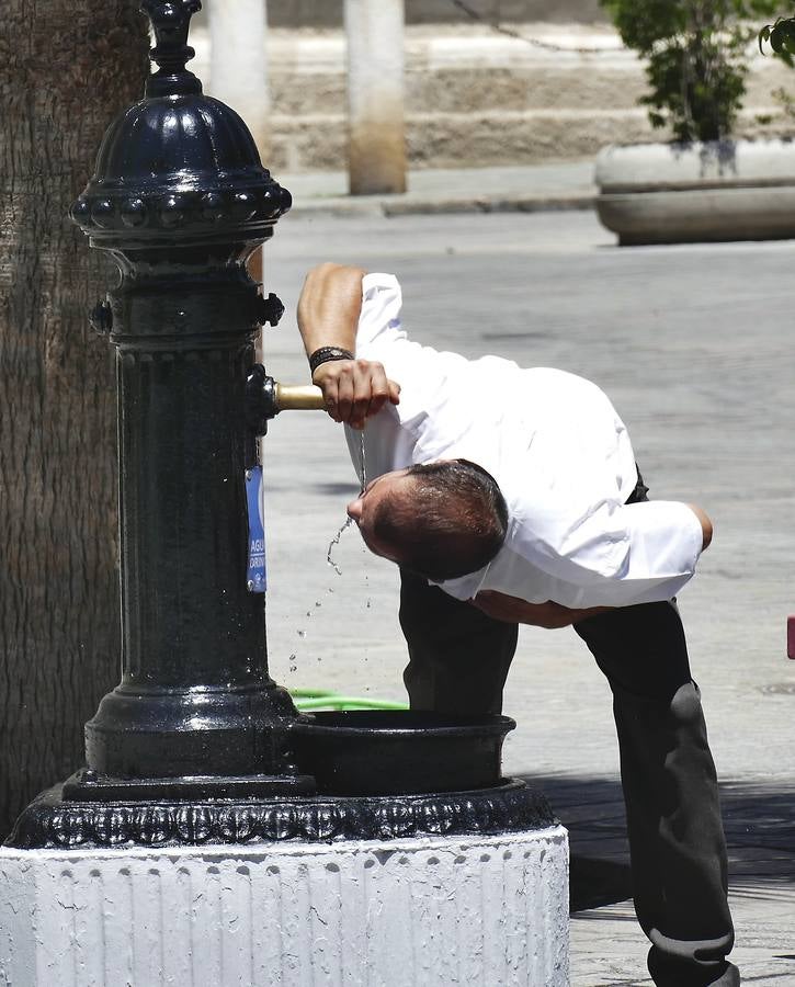 Pocos turistas en Sevilla por las altas temperaturas