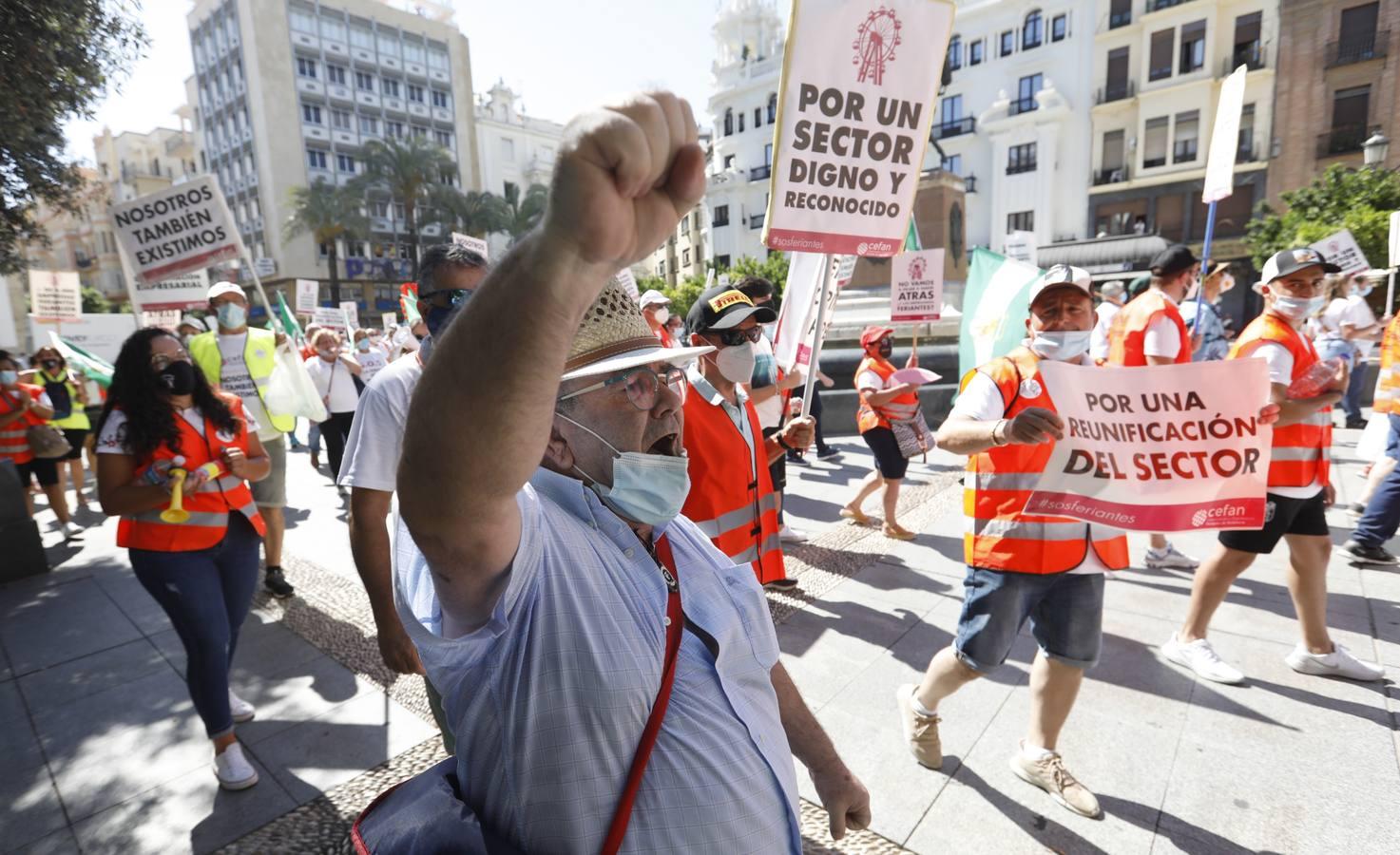 La protesta de los feriantes, en imágenes