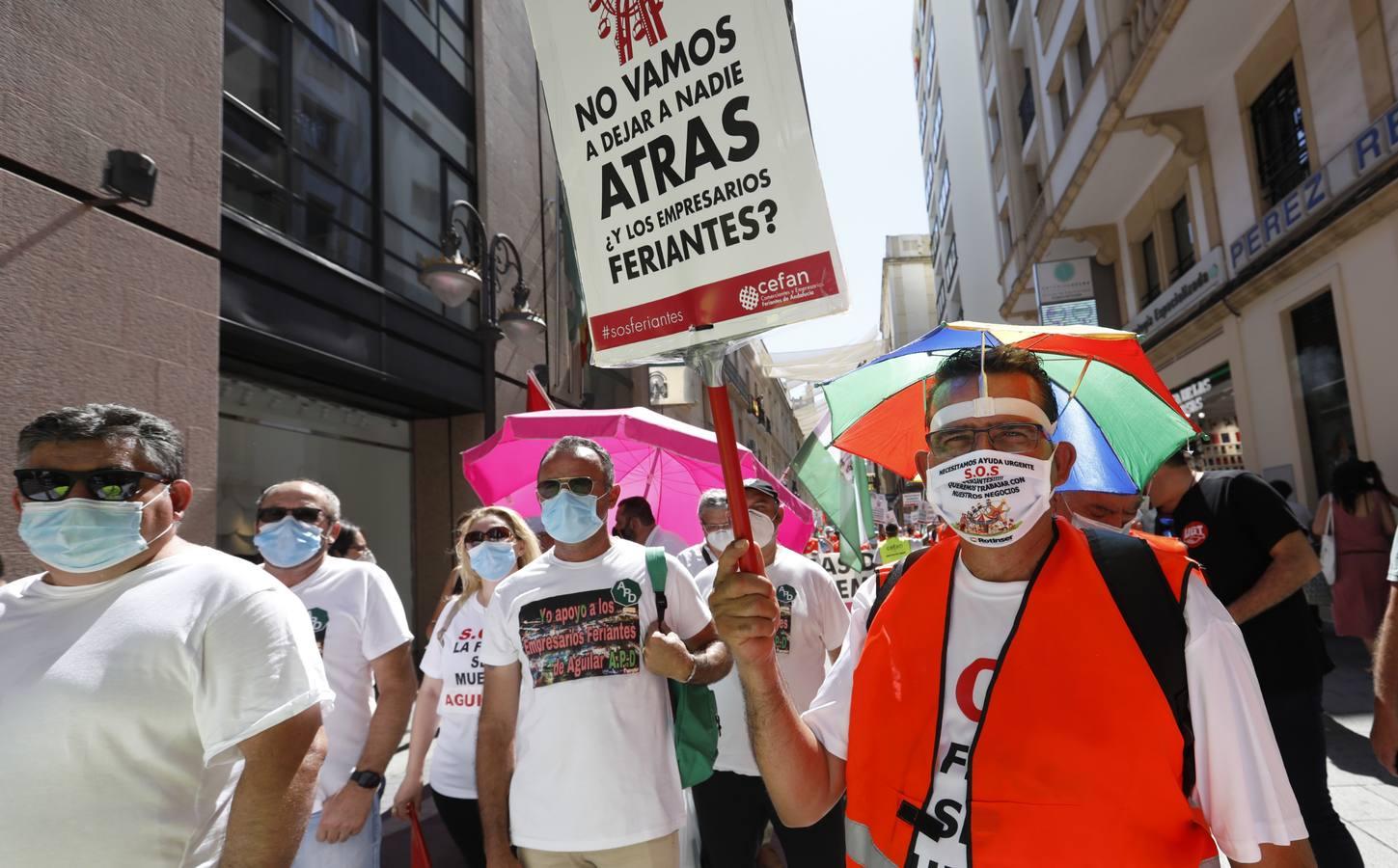 La protesta de los feriantes, en imágenes