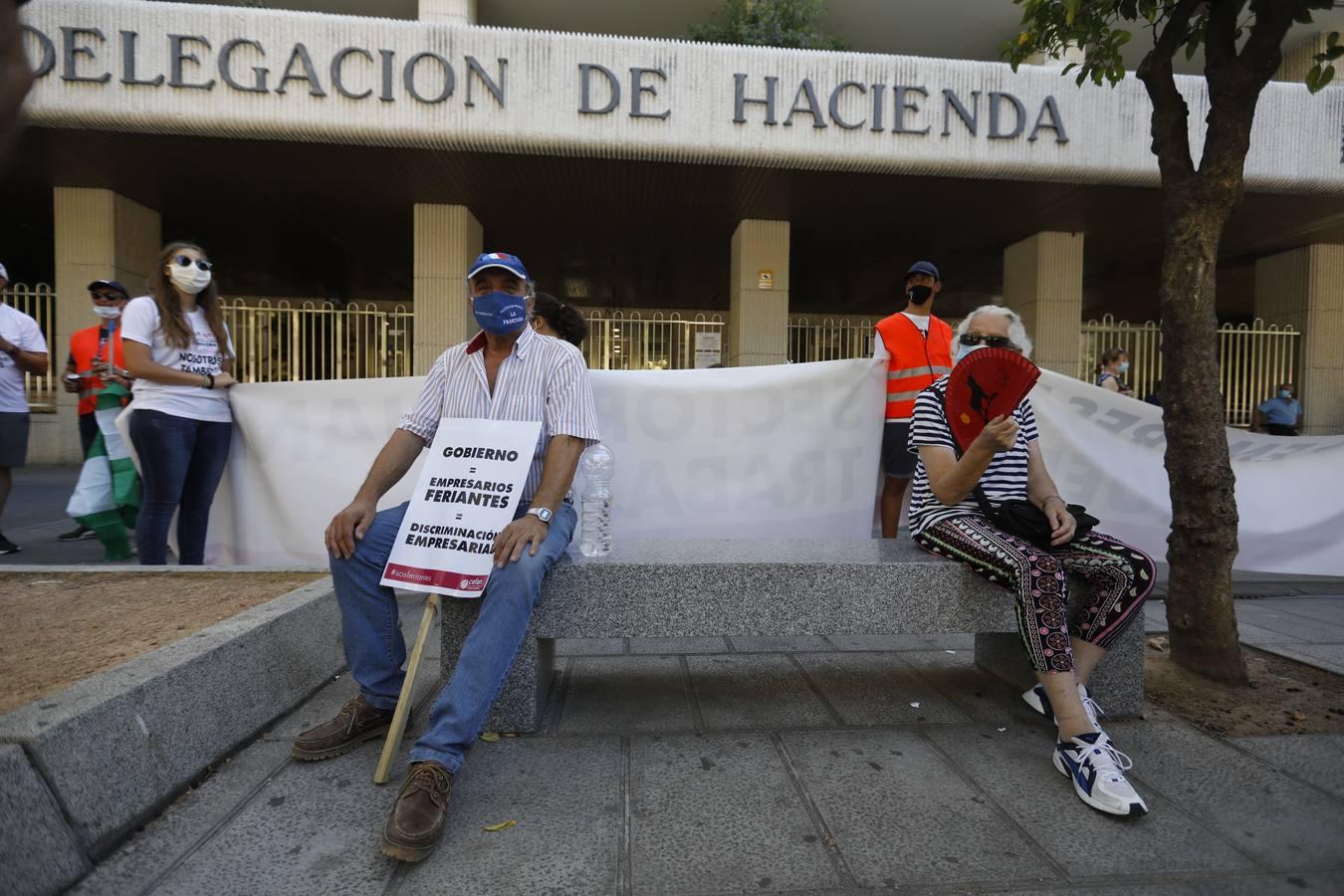 La protesta de los feriantes, en imágenes