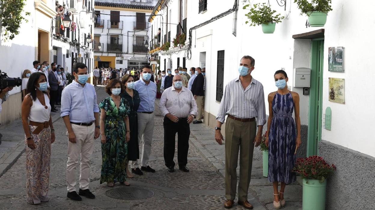 La visita de los Reyes a los Patios de Córdoba, en imágenes