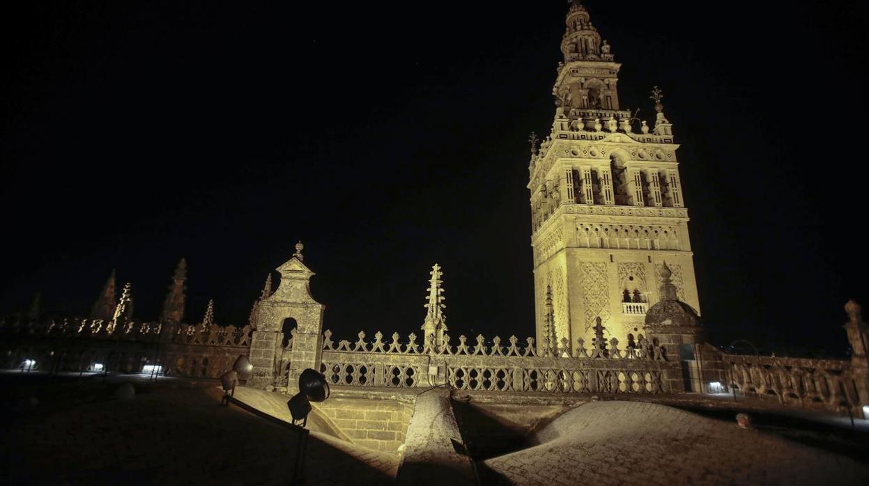 En fotos: la Catedral de Sevilla, bajo las estrellas