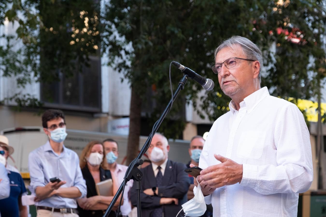 En imágenes, el acto de apoyo en Córdoba a la familia de Paco Molina