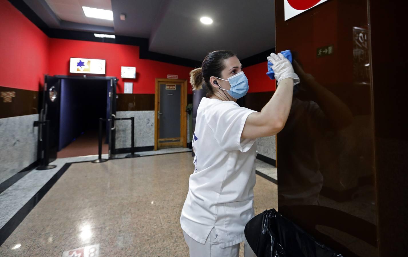 La reapertura de los cines Guadalquivir de Córdoba, en imágenes