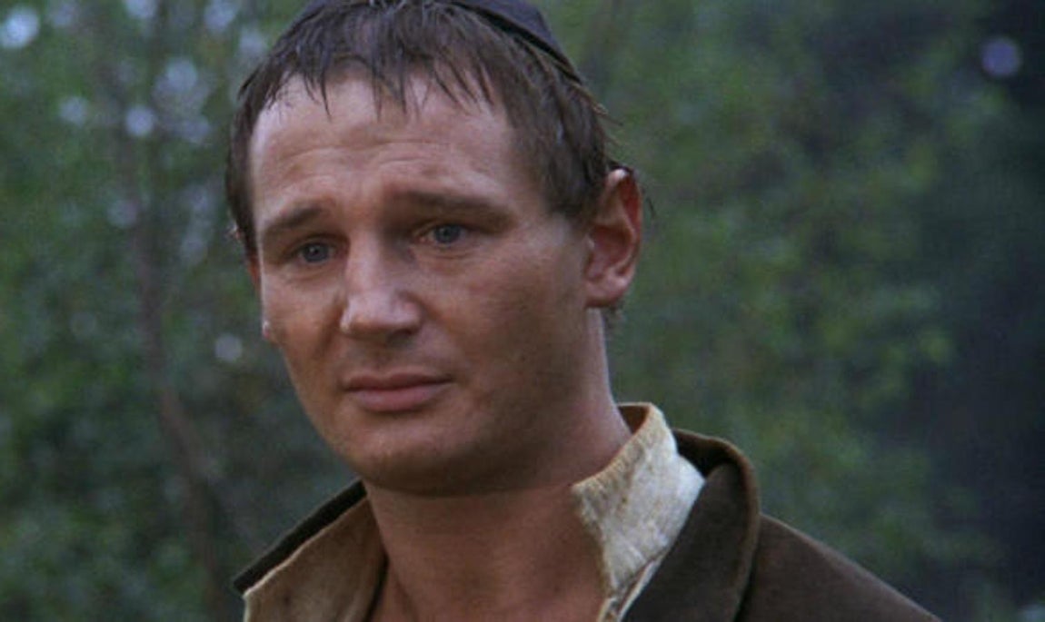 «La misión». Es otra de las bandas sonoras inolvidables de Morricone en la película del jesuíta español que intenta evangelizar a los indígenas