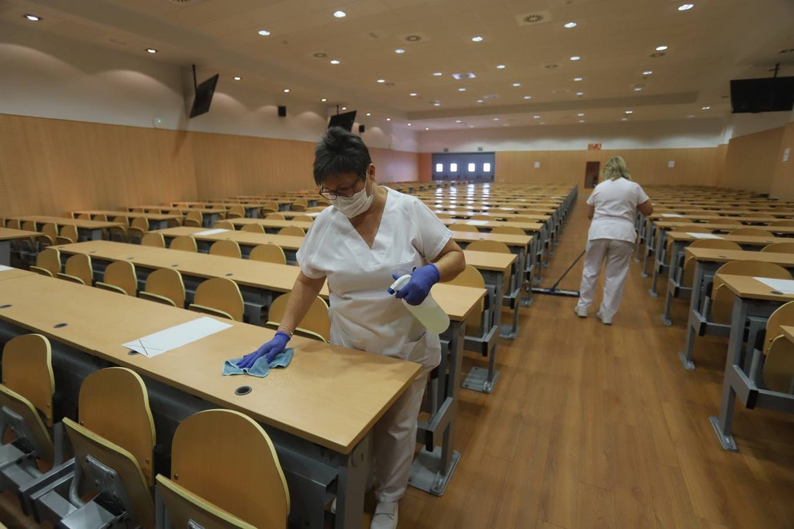 En imágenes, los preparativos para la Selectividad 2020 en Córdoba