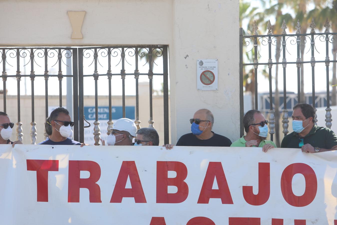 FOTOS: Trabajadores de Navantia en Cádiz piden más carga de trabajo