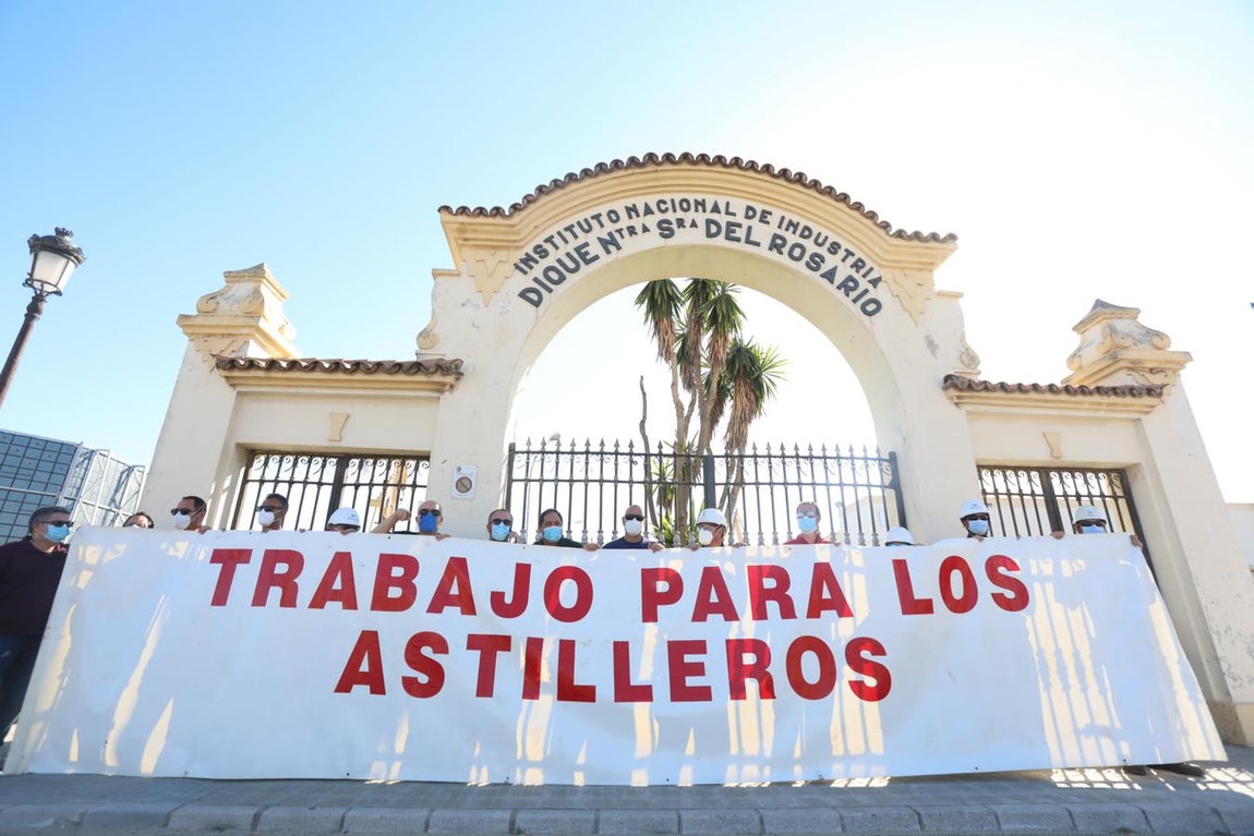 FOTOS: Trabajadores de Navantia en Cádiz piden más carga de trabajo