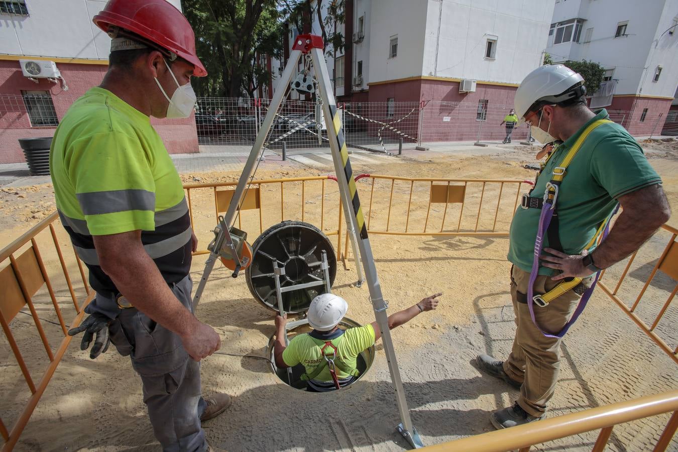 En imágenes, la construcción del colector de la Ronda de Tejares