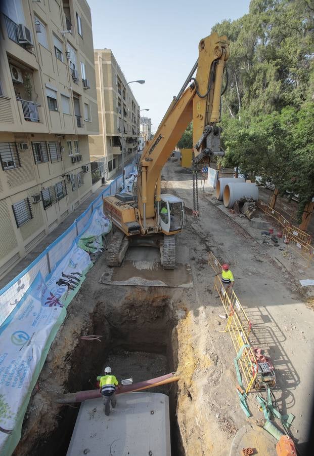 En imágenes, la construcción del colector de la Ronda de Tejares