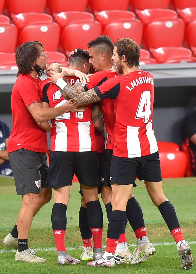 En imágenes, el encuentro entre el Athletic de Bilbao y el Sevilla F.C. en San Mamés