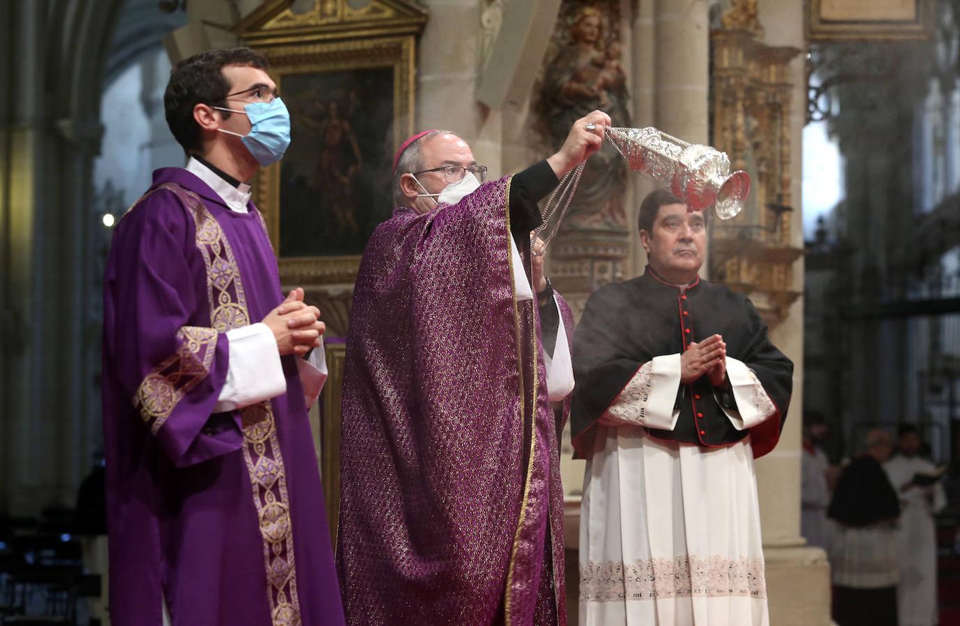 Misa funeral por las víctimas del Covid-19 en la catedral