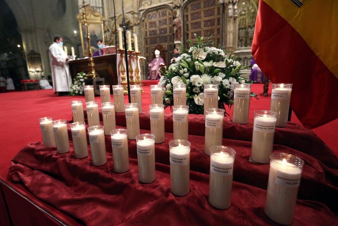 Misa funeral por las víctimas del Covid-19 en la catedral
