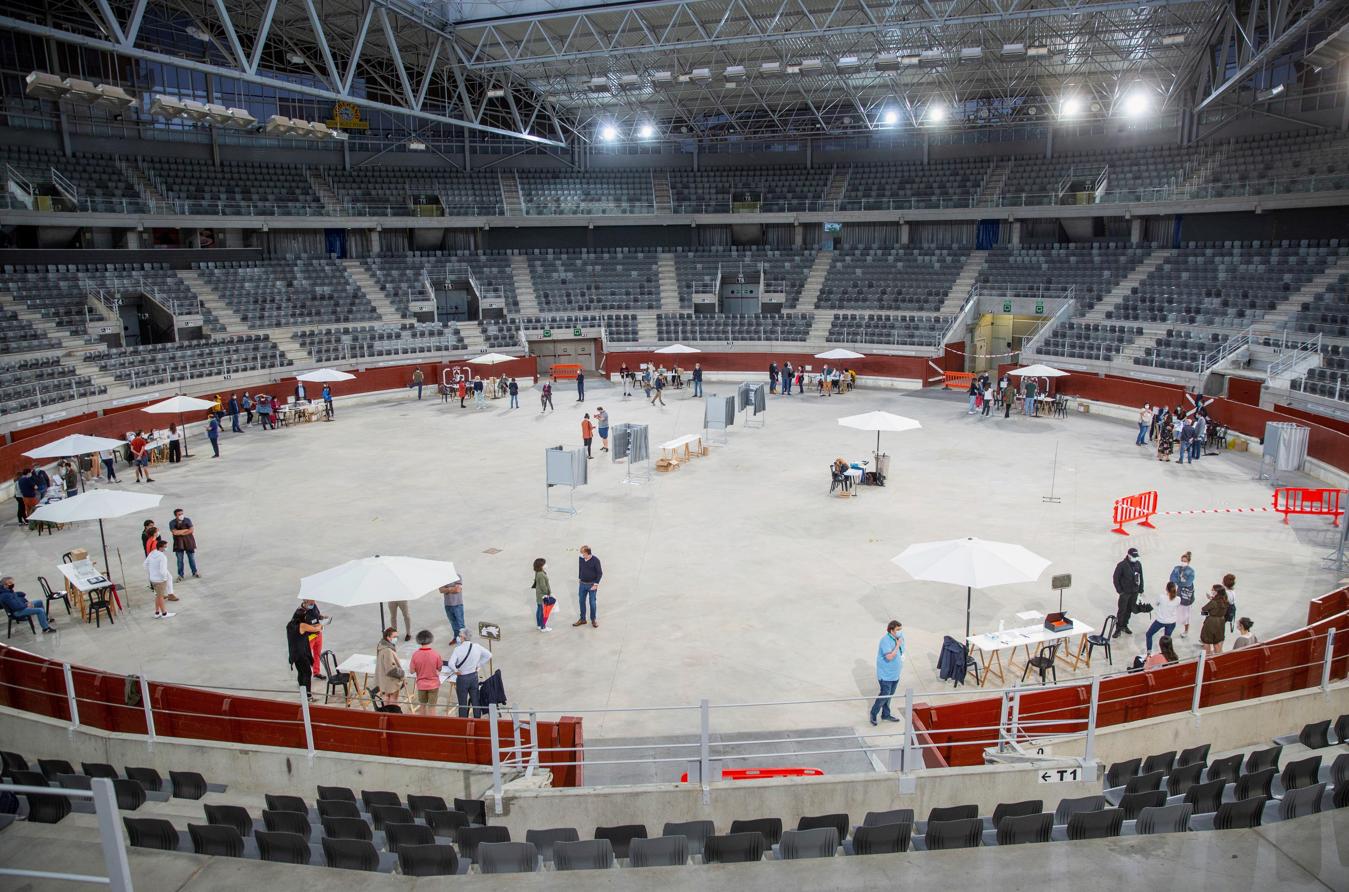 Así está el Pabellón Iradier Arena en Vitoria. 