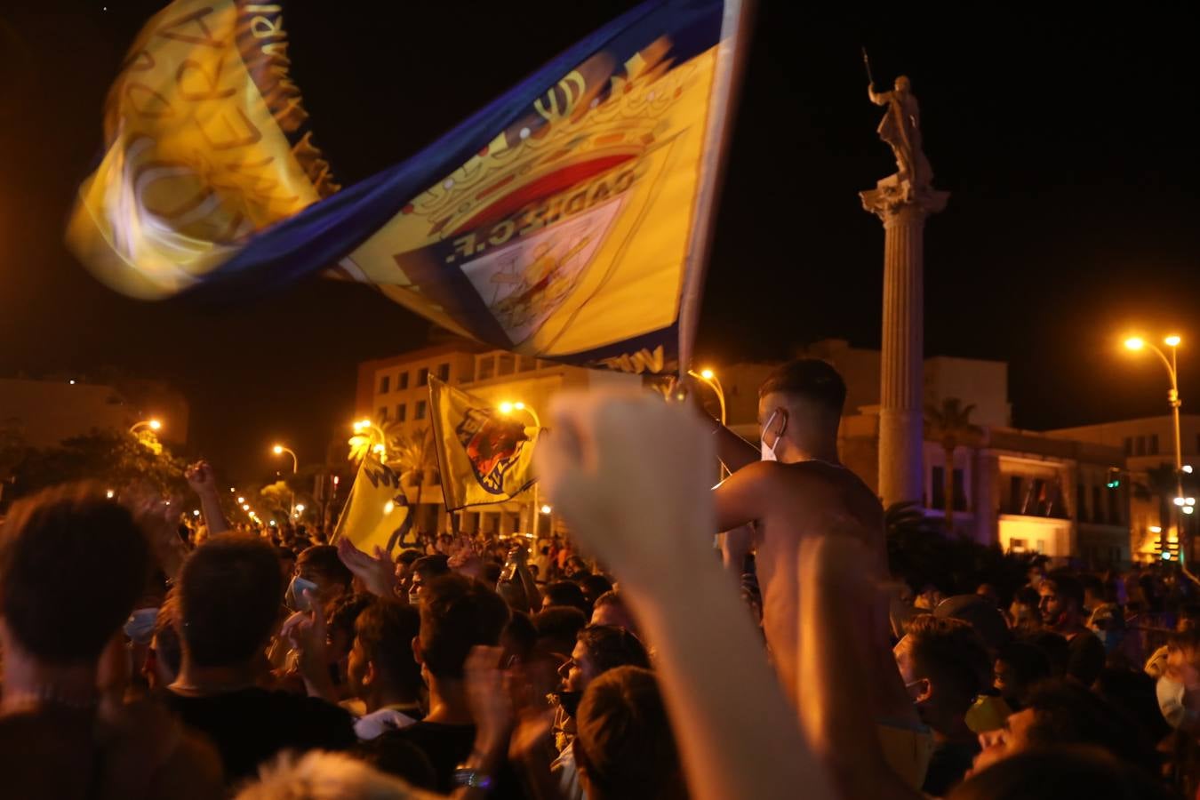 FOTOS: Cádiz celebra el ansiado ascenso de su equipo a la Primera División