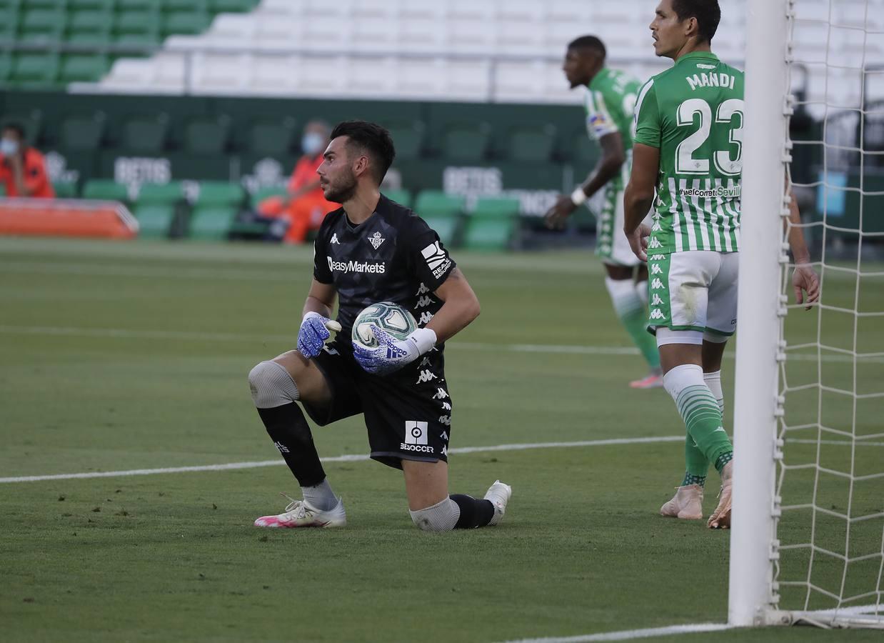 En imágenes, partido entre el Betis y el Alavés en el Benito Villamarín