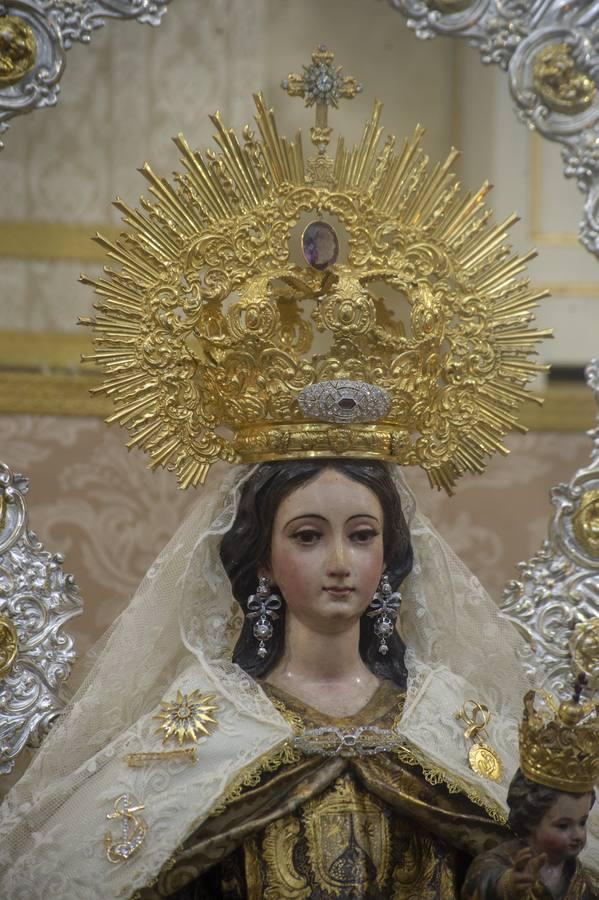 Altar de triduo y veneración del Carmen de Calatrava