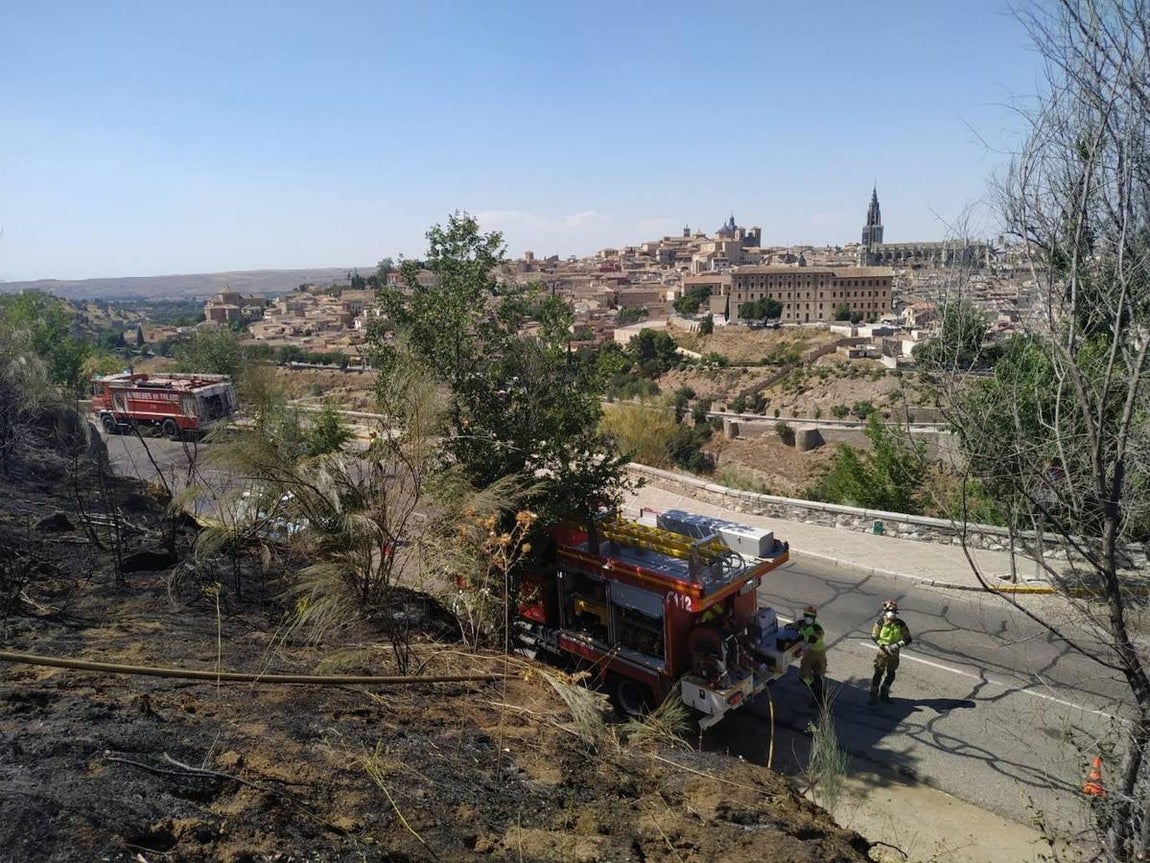 El incendio del Valle, en imágenes