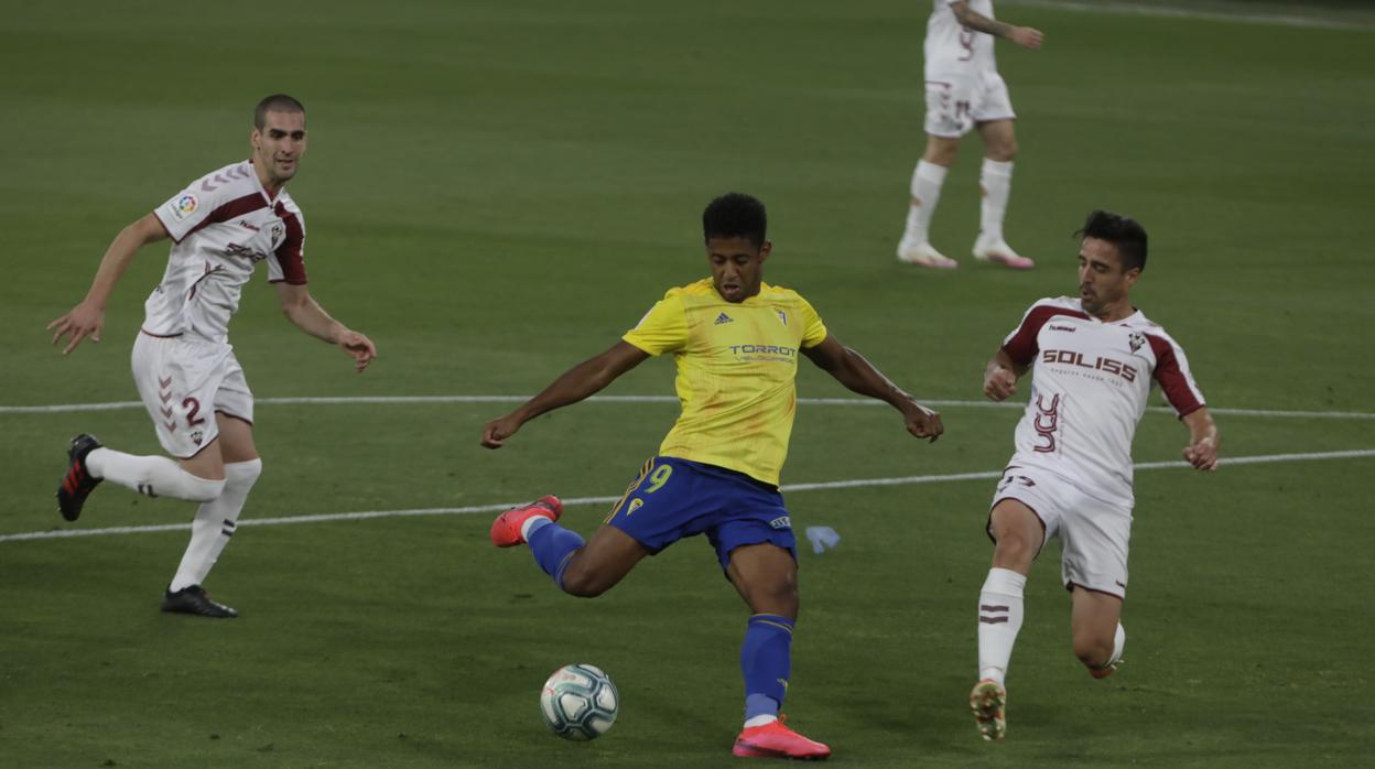 FOTOS: Cádiz-Albacete, último partido de la temporada