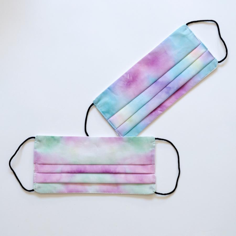 Kausi. Una opción divertida y ligera para los amantes del color que busen un acabado llamativo Precio:17,95 euros.