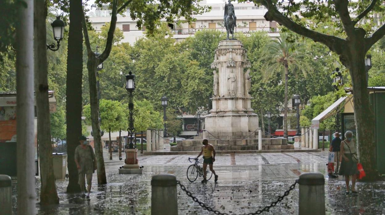 Las imágenes de la tormenta de granizo que ha caído este martes en Sevilla