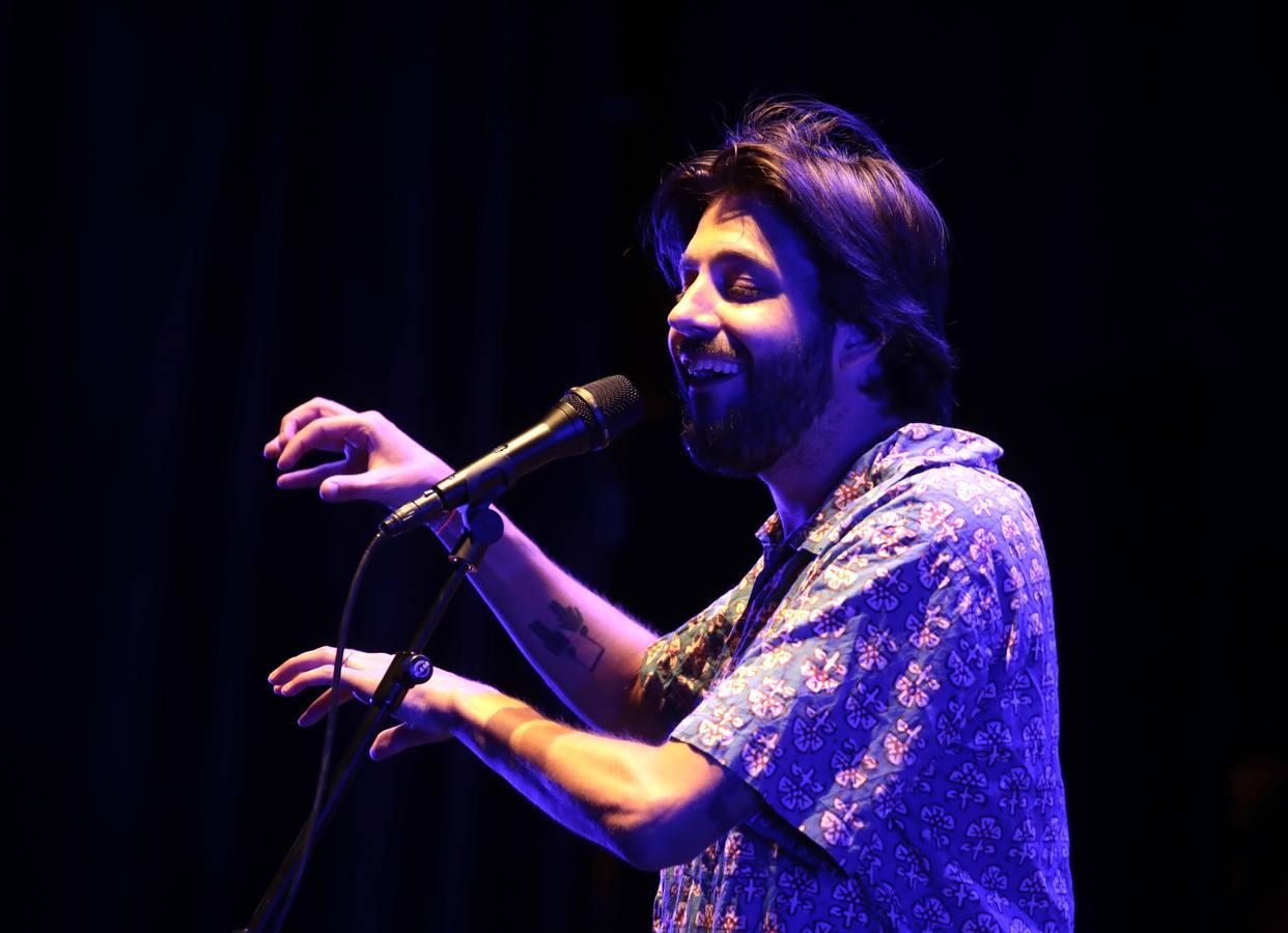 Las imágenes del concierto de Salvador Sobral en Sevilla