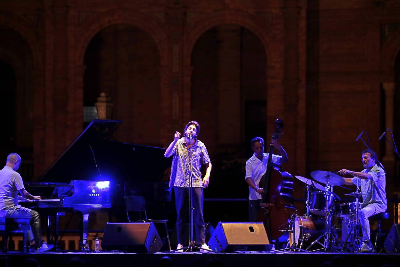 Las imágenes del concierto de Salvador Sobral en Sevilla
