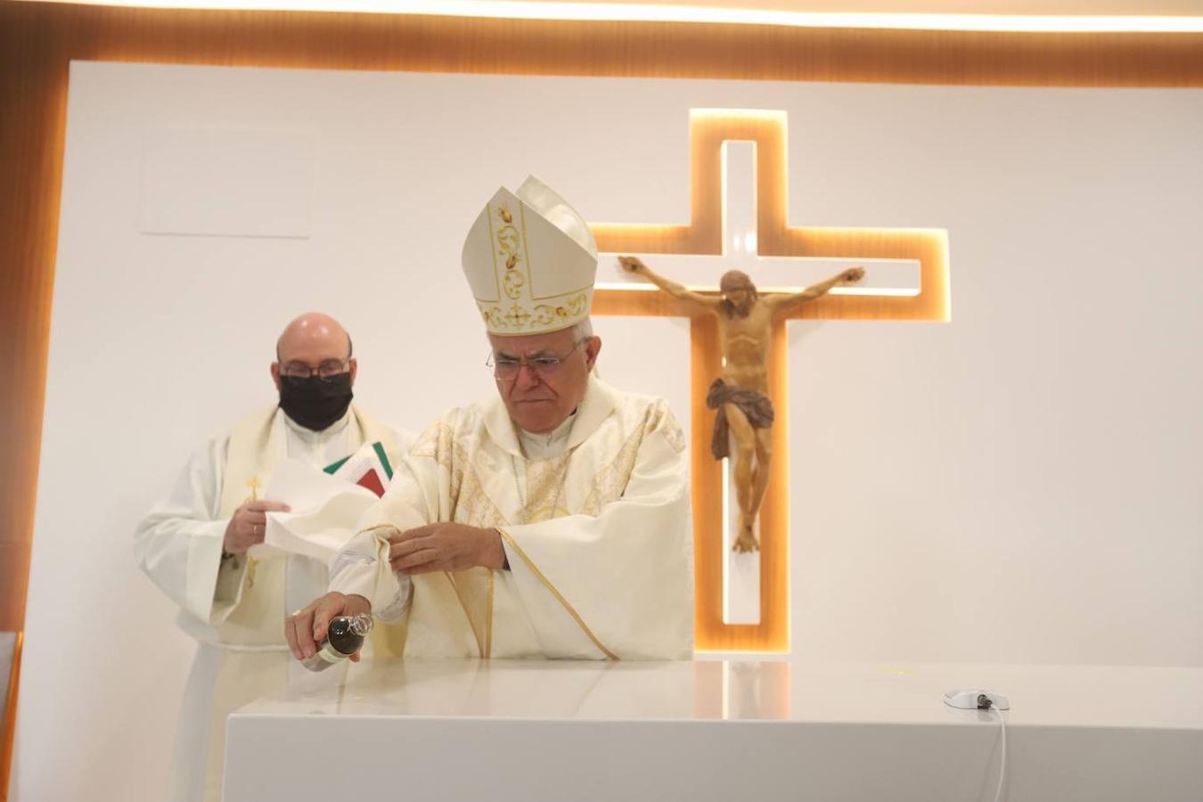 La bendición de la nueva iglesia del Beato Cristóbal de Santa Catalina, en imágenes