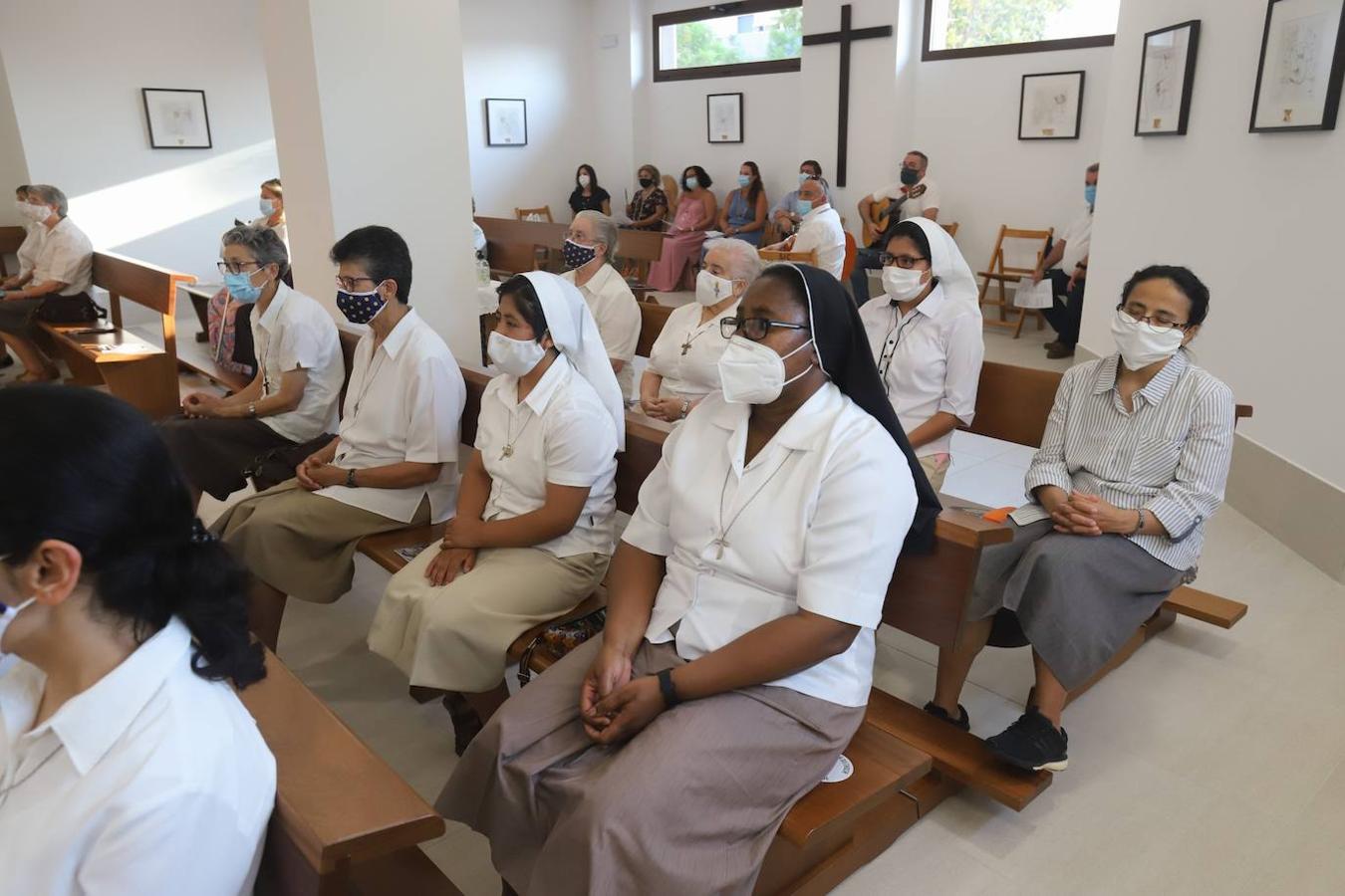 La bendición de la nueva iglesia del Beato Cristóbal de Santa Catalina, en imágenes