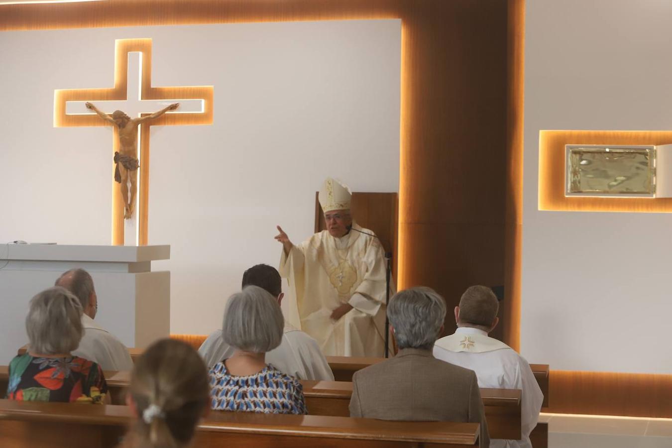 La bendición de la nueva iglesia del Beato Cristóbal de Santa Catalina, en imágenes