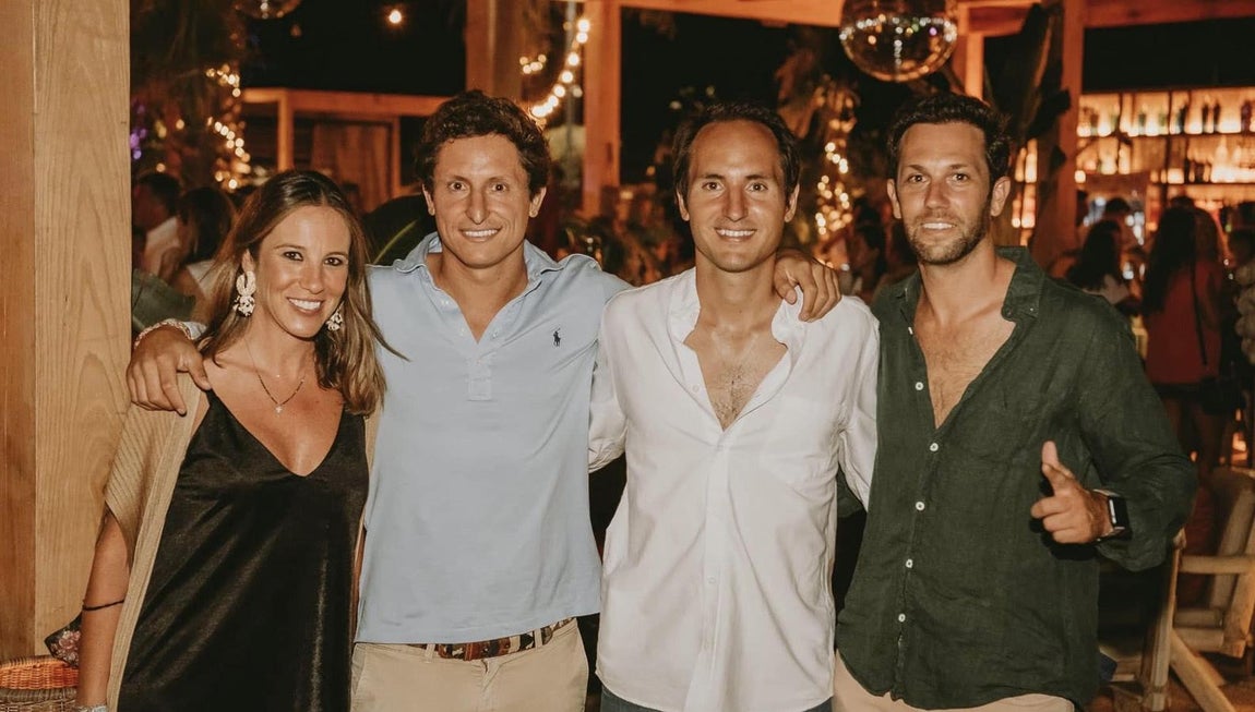 Ana Gilabert, Nacho Pombo, Fofi Pombo y Rafa Gilabert.. 