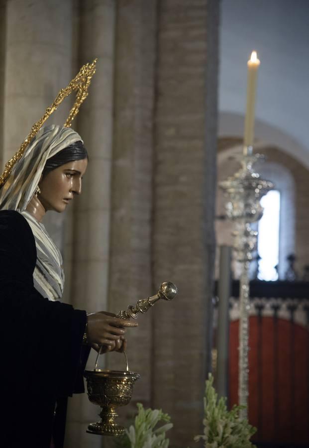 Las imágenes del acto de veneración de Santa Marta