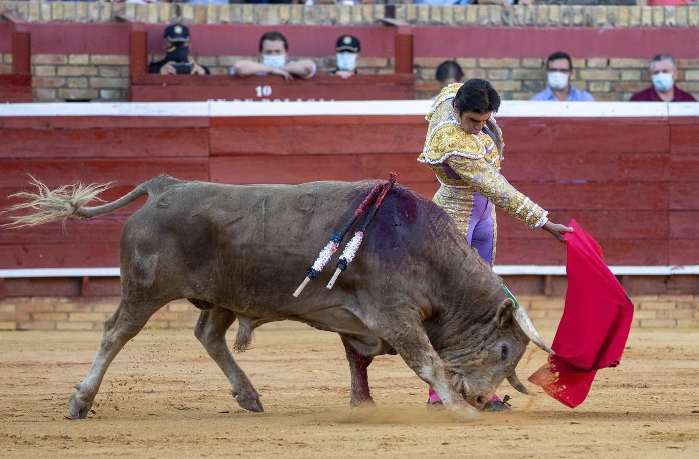 En imágenes, la primera corrida de toros de las Colombinas