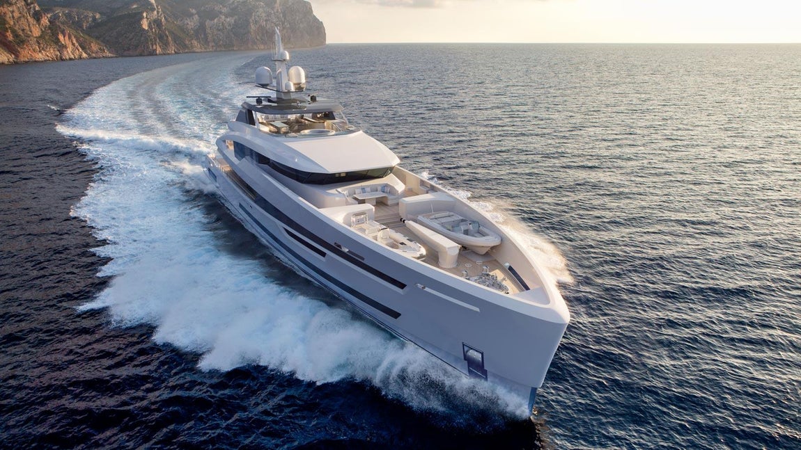 57 metros de eslora. Akira posee una superficie de 57 metros perfecta para que en su interior se puedan realizar todo tipo de reuniones y fiestas. Posee además una capacidad para que puedan alojarse en su interior 12 invitados en sus suites y una tripulación de 13 personas.