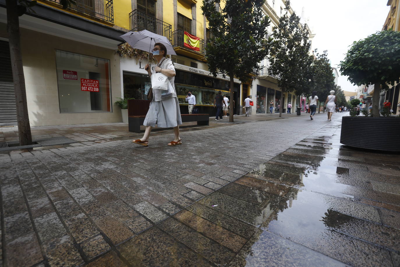 El lluvioso lunes en Córdoba, en imágenes