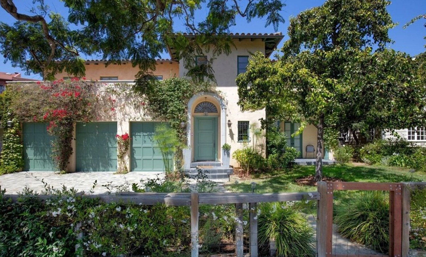 Geena Davis vende su exclusiva mansión mediterránea por 5 millones al mejor postor