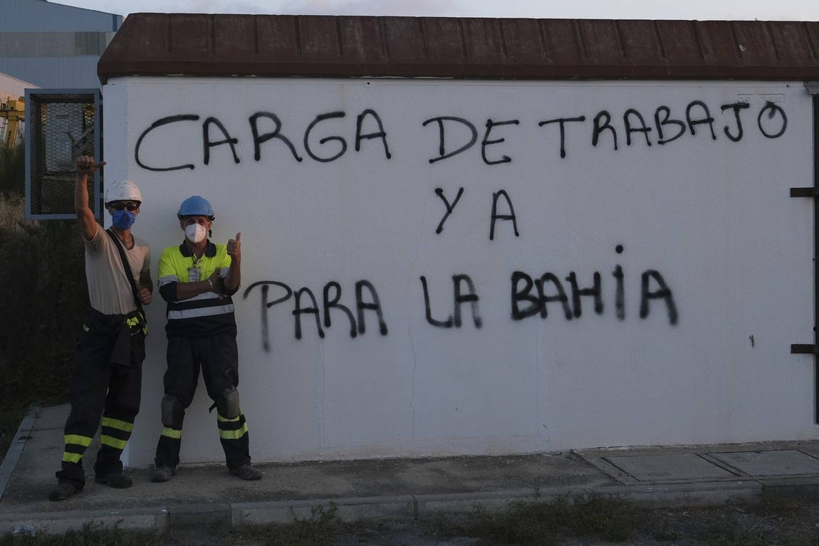 FOTOS: Trabajadores del metal cortan el Puente Carranza