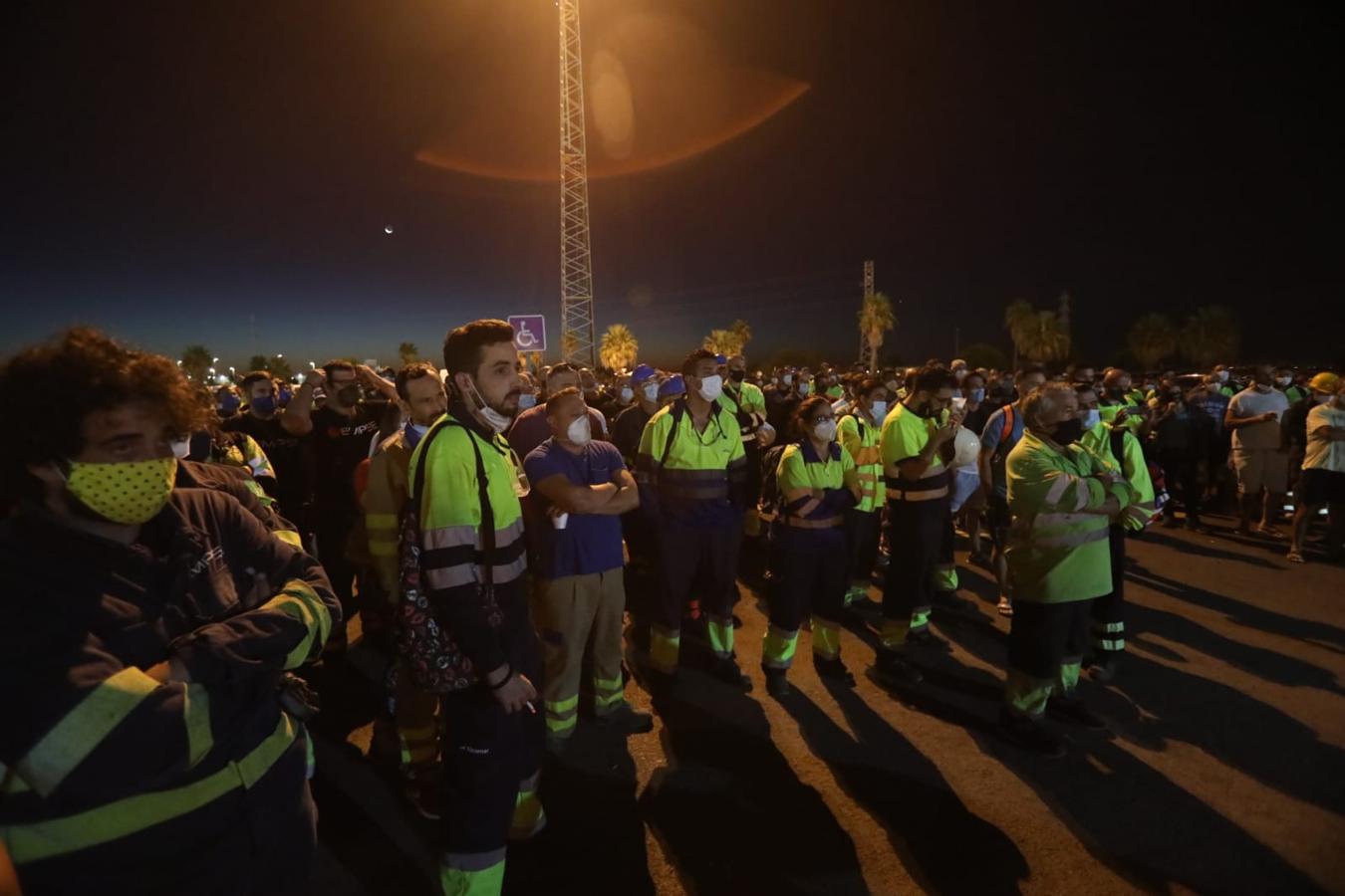 FOTOS: Indignación y preocupación entre los trabajadores del Metal