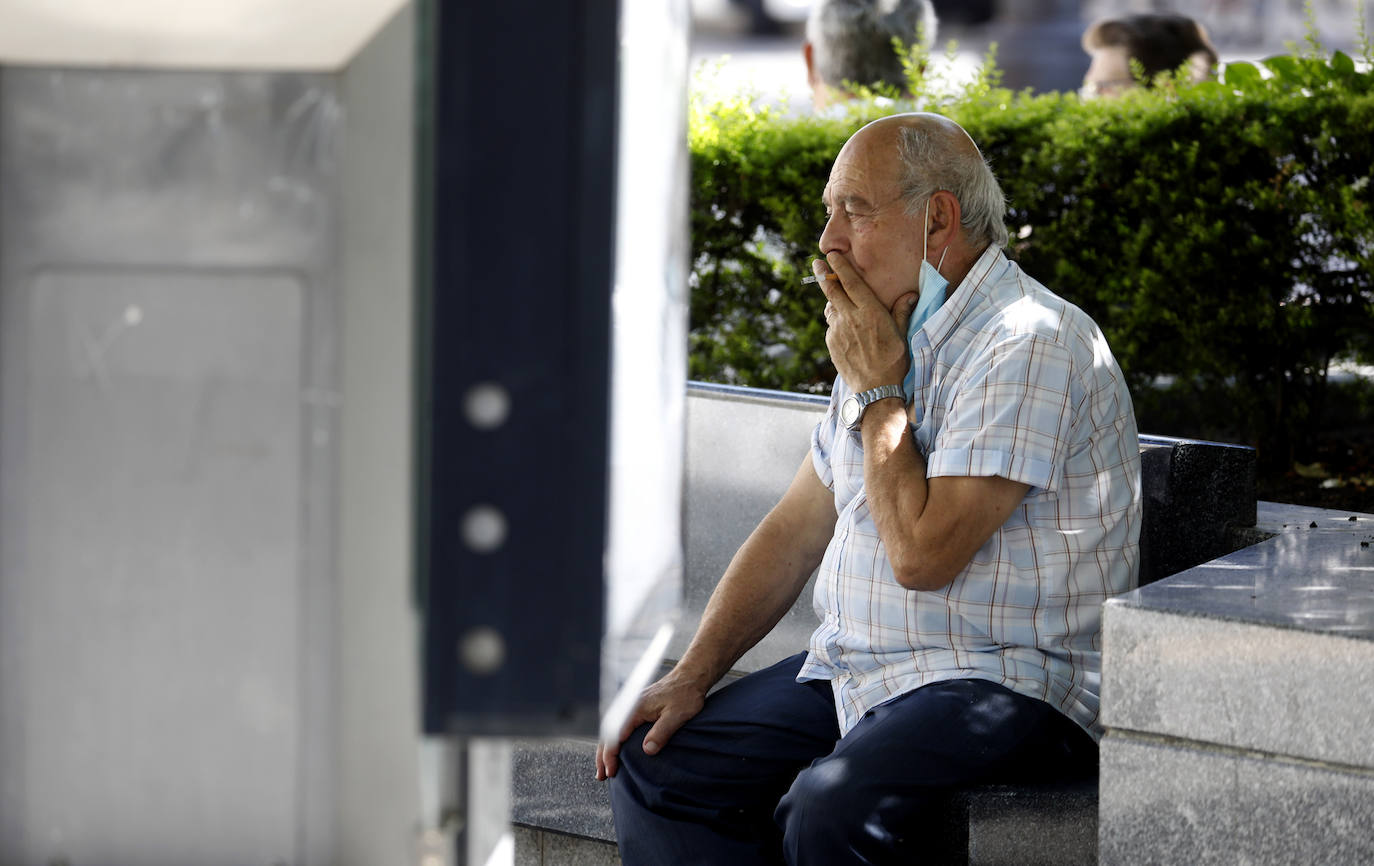 Las nuevas medidas contra el tabaco en las calles, en imágenes