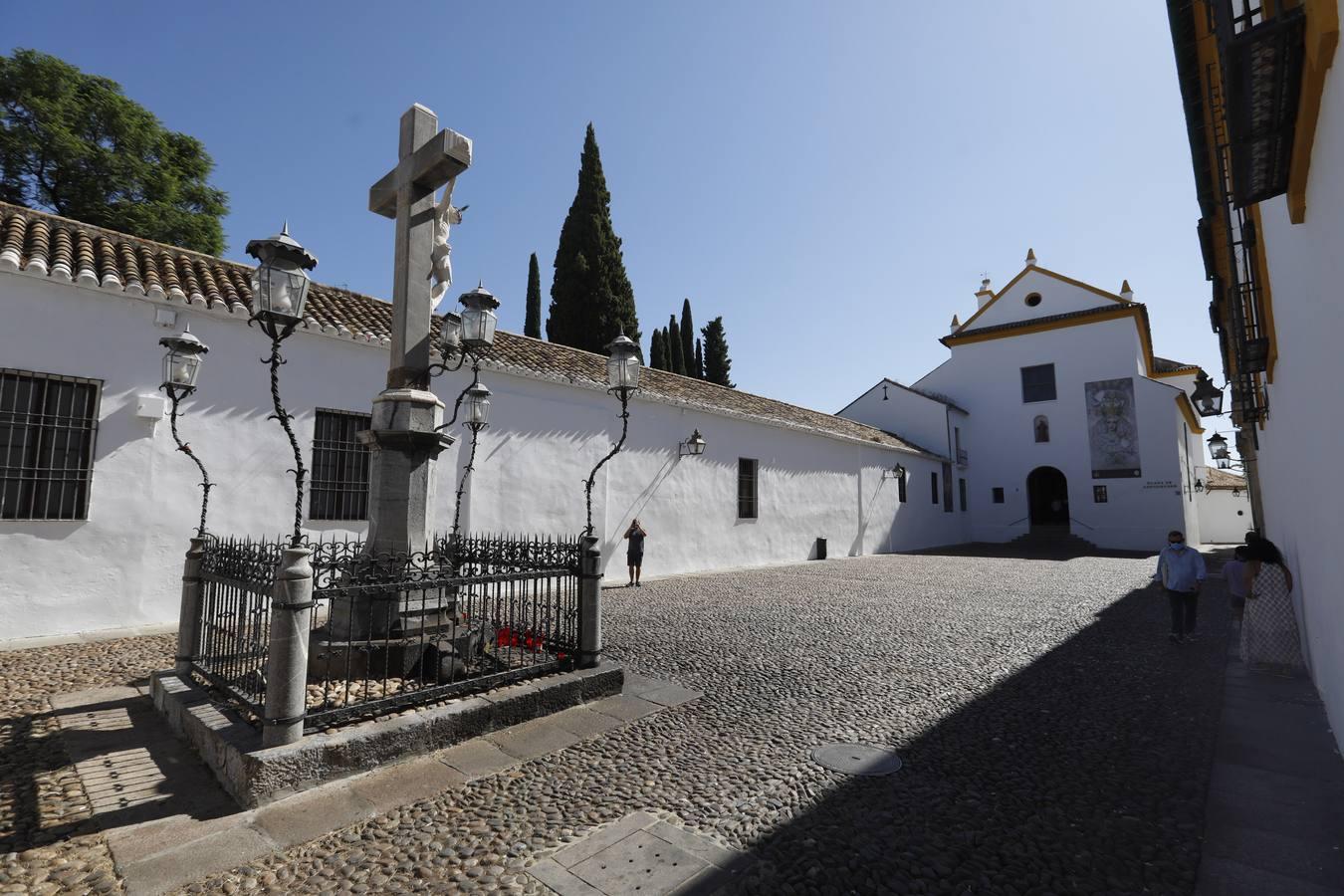 La plaza de Capuchinos en estado previo de remodelación, en imágenes: