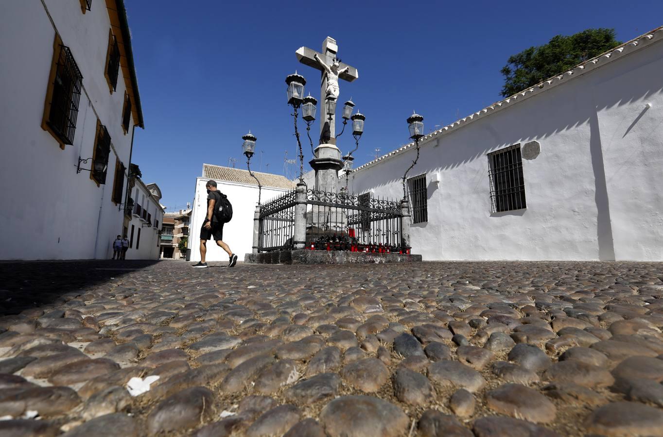 La plaza de Capuchinos en estado previo de remodelación, en imágenes: