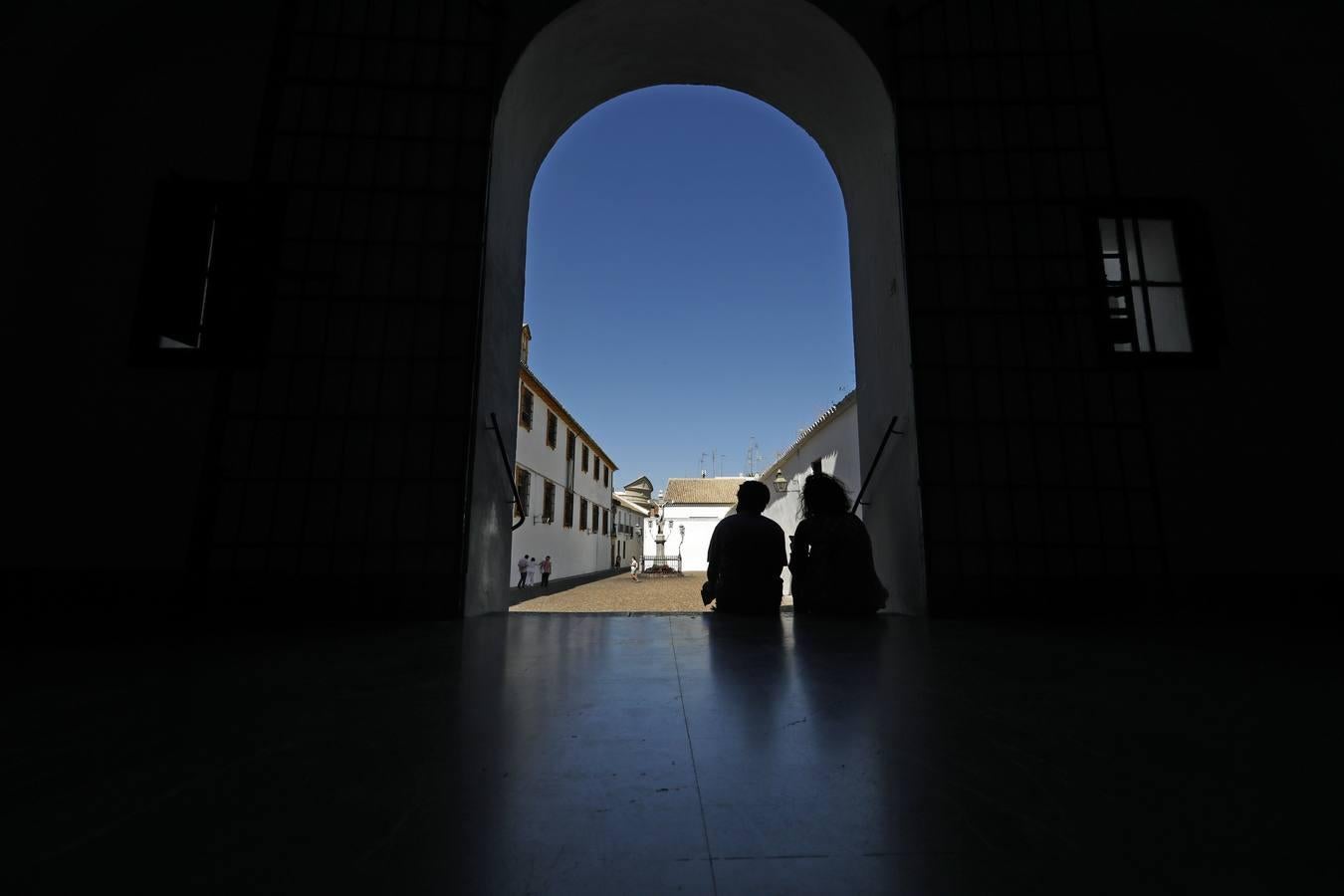 La plaza de Capuchinos en estado previo de remodelación, en imágenes: