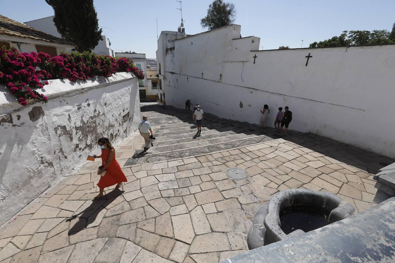 La plaza de Capuchinos en estado previo de remodelación, en imágenes: